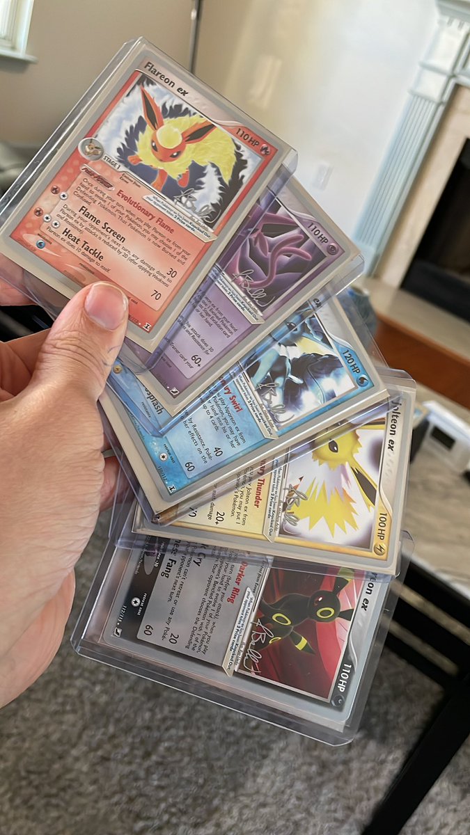 Curioconcard tweet media