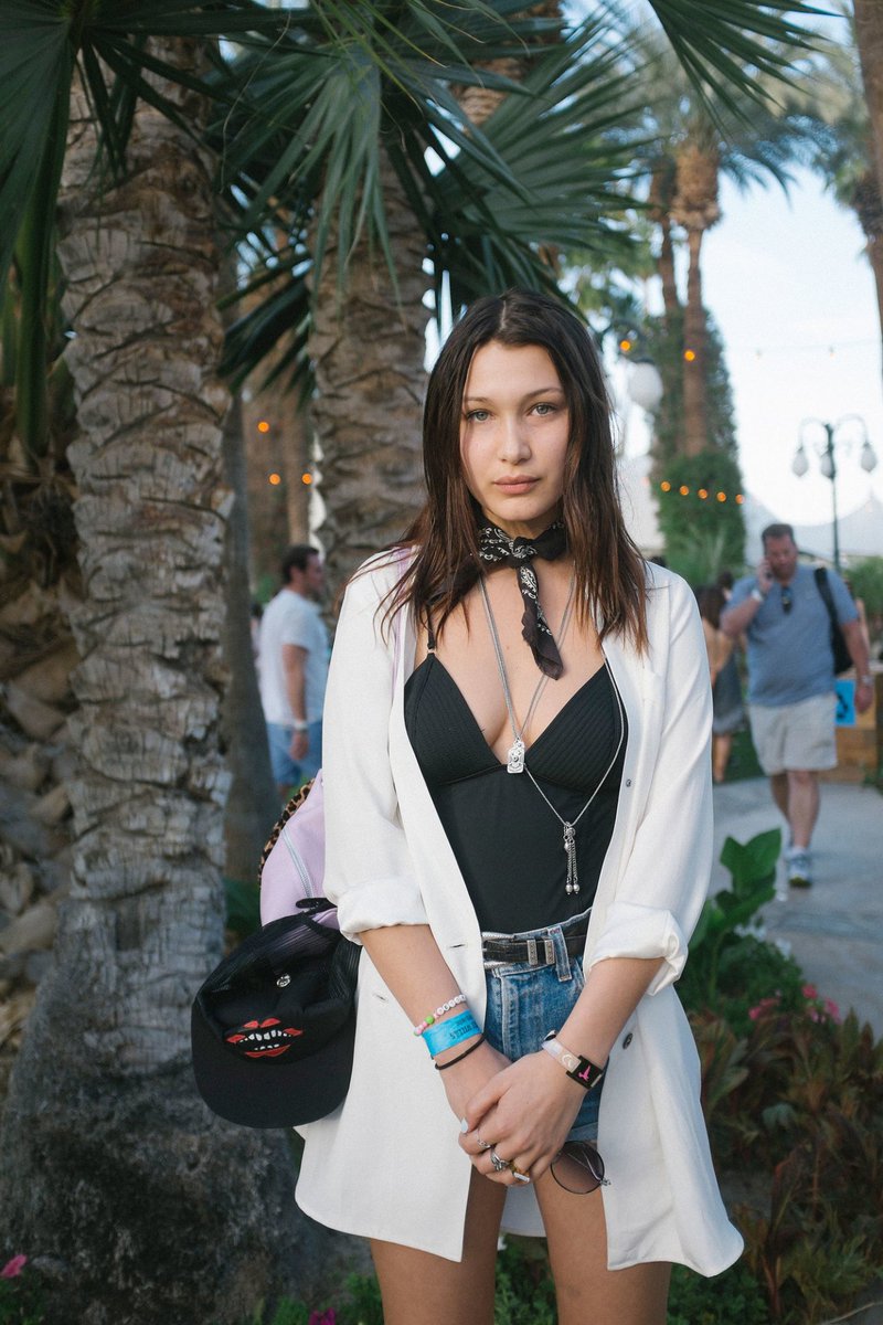 Bella Hadid Brasil tweet media