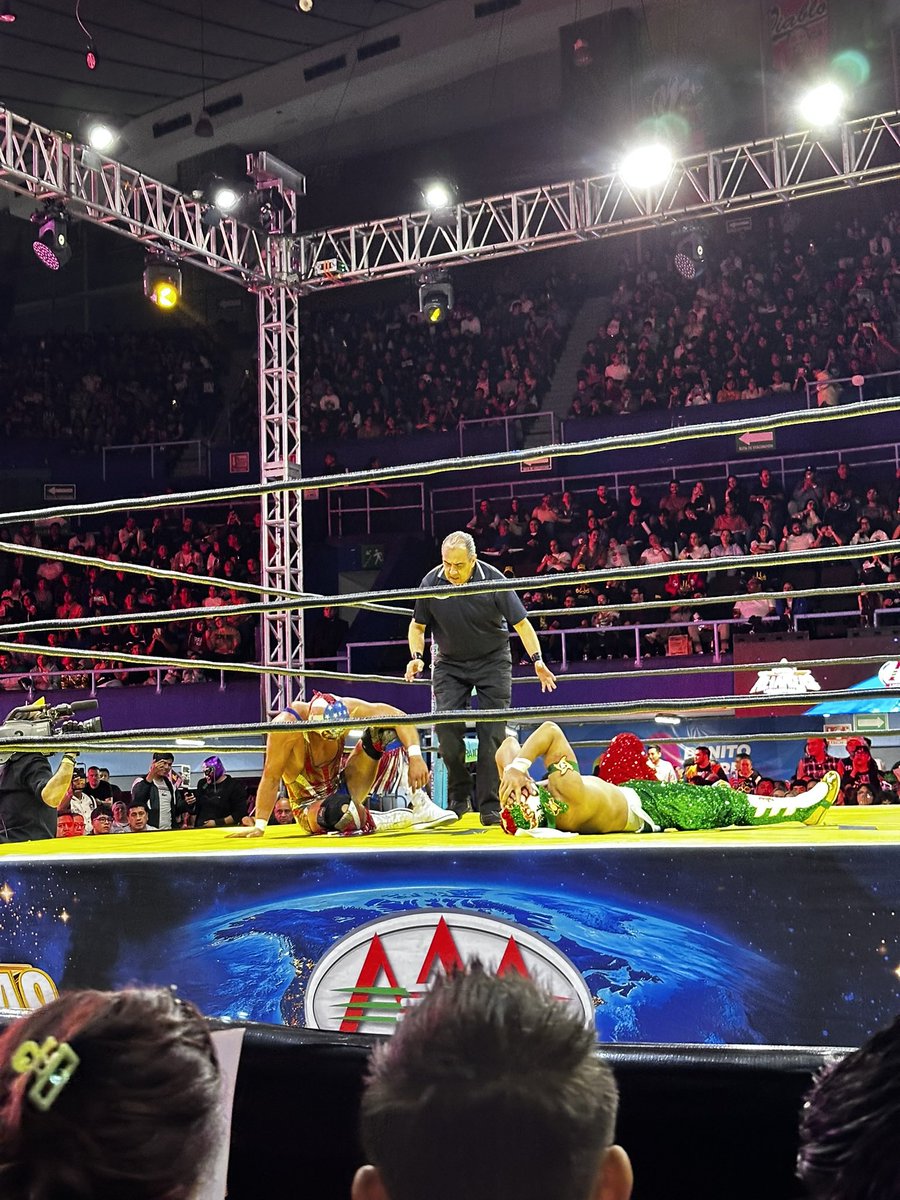 La Venganza vengadora tweet media