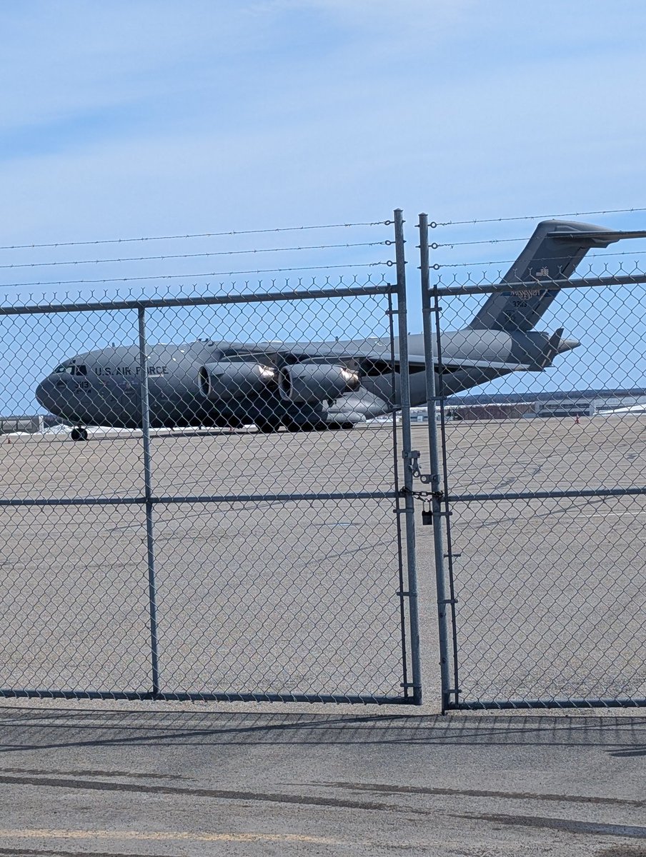 U.S. air force in #Gander.  Must be making a fuel pitstop I suppose. What a massive plane