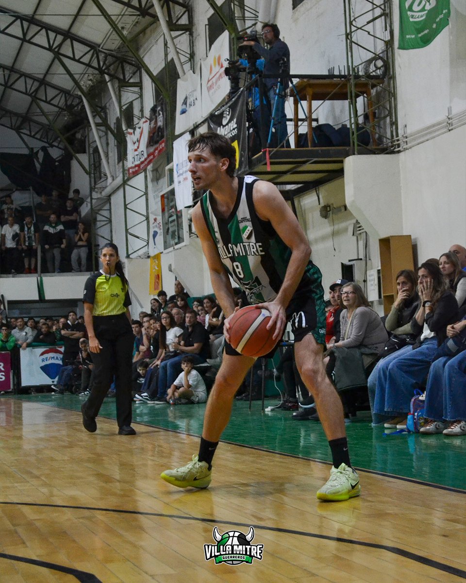 VM_Basket's tweet photo. 🏀 #LaLigaArgentina

📸 Imágenes del juego ante Quilmes. 

#GuerrerosdeLiga
#ElClubdelaCiudad 🇦🇪 https://t.co/7Zqf9E2K8o