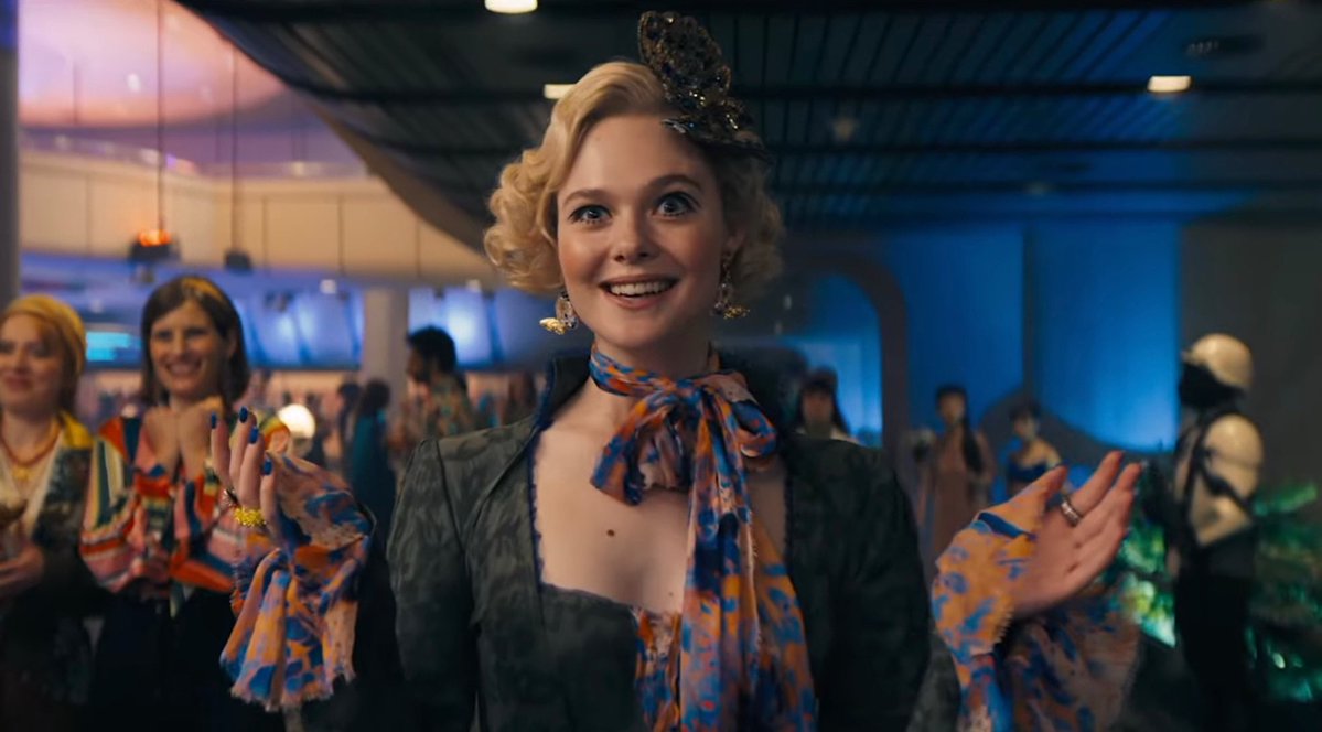 Elle Fanning Central 👽 tweet media