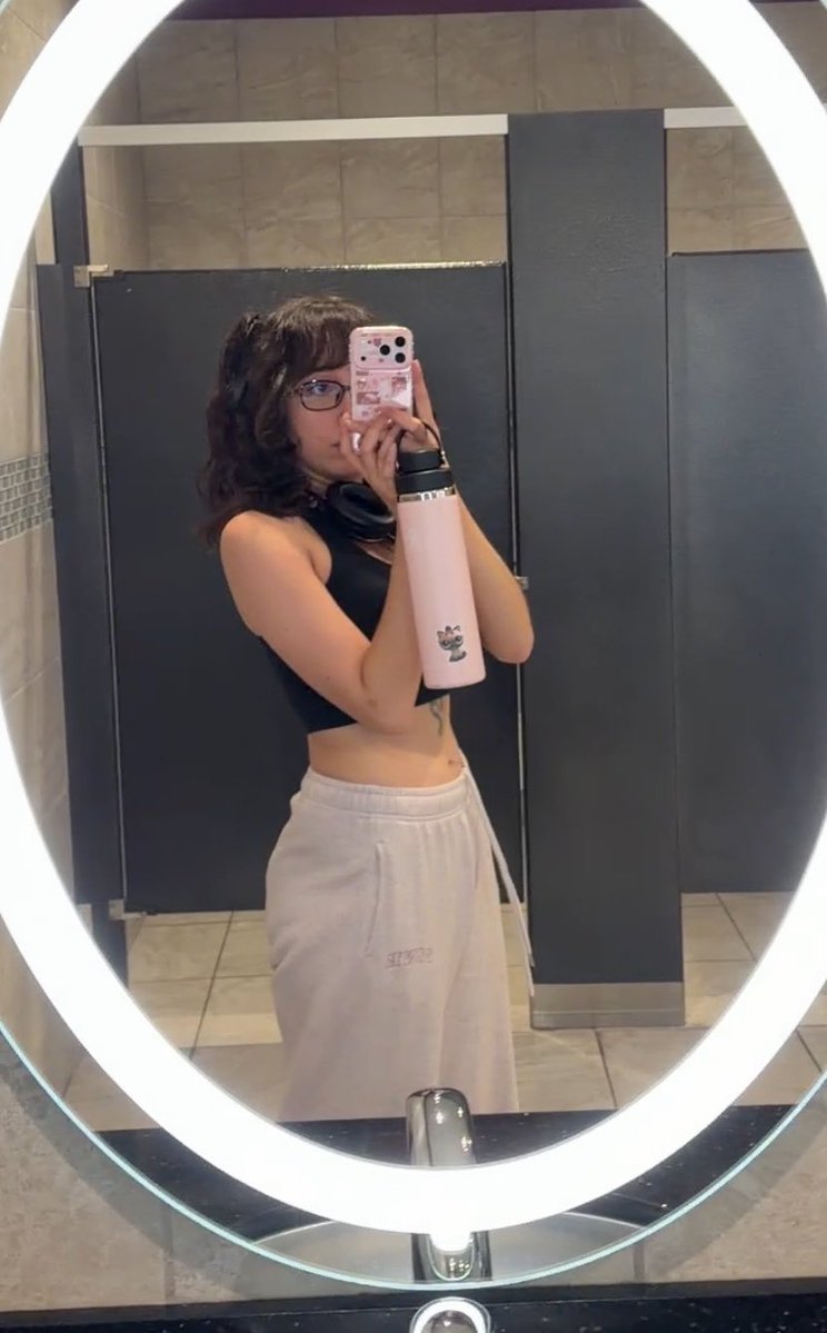 elina 🍥ꕤ*.ﾟ·˚ tweet media