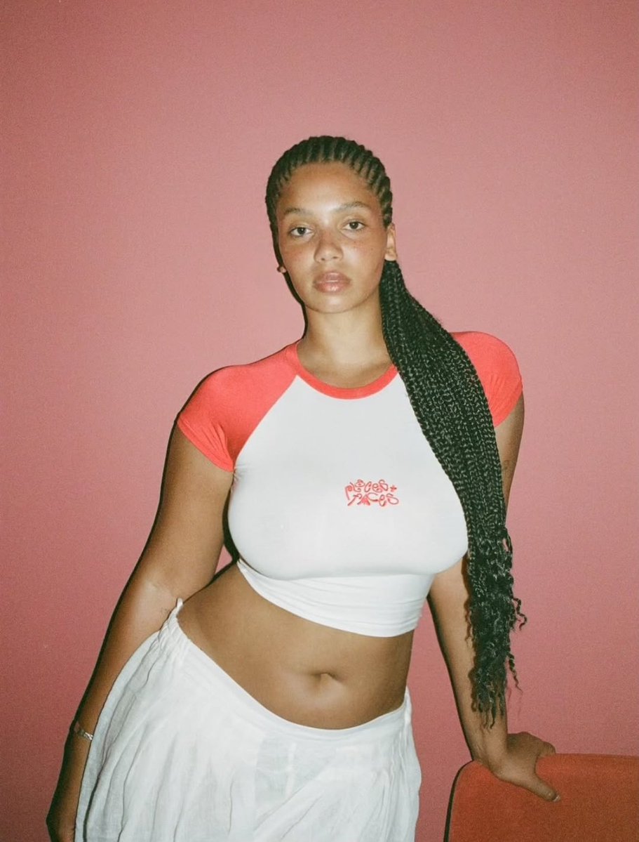 ⧉ PNG vibes tweet media