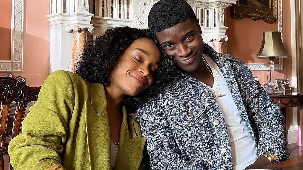 amina 🗡️ tweet media