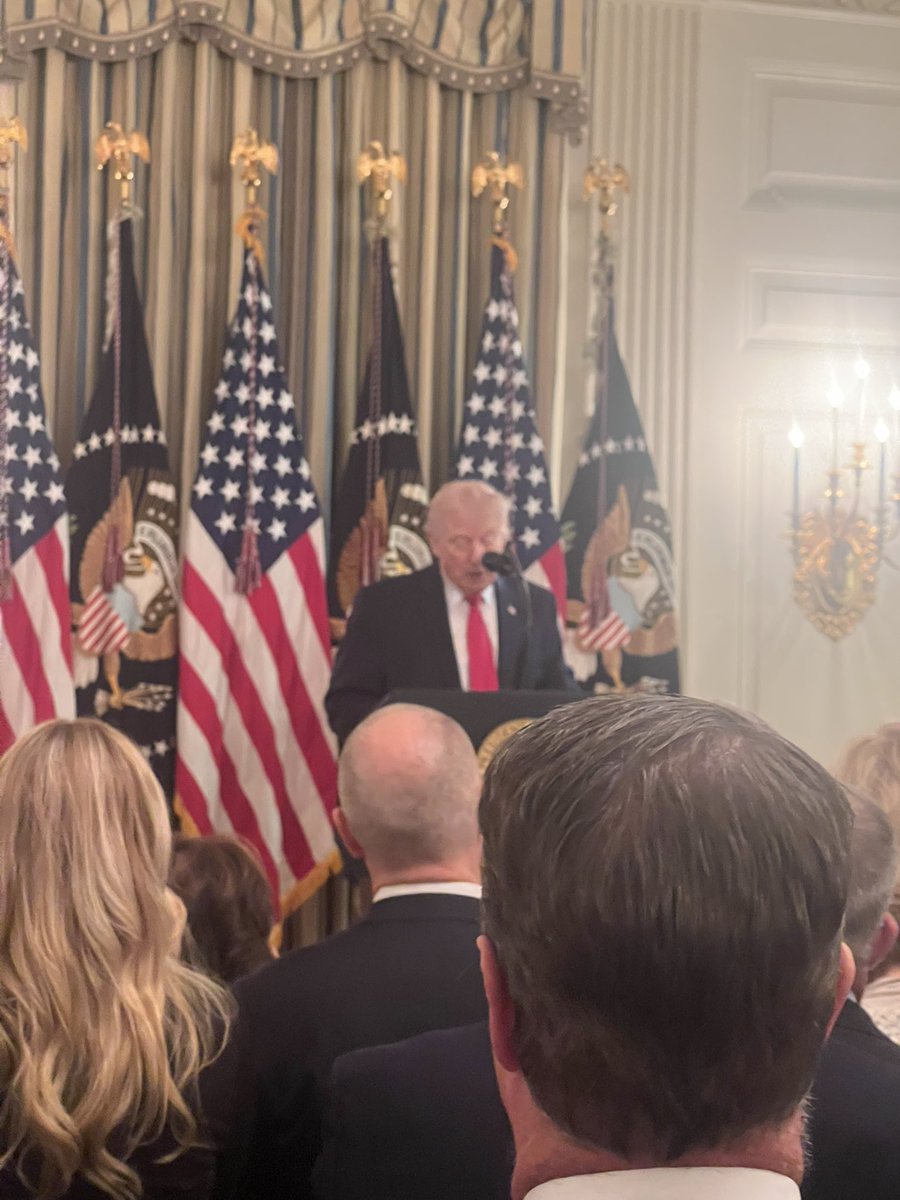 crowegreg1's tweet image. Honored to represent Boostr Displays at the White House this week.

An incredible experience personalland a powerful reminder of the impact our work can have across communities, schools, and athletics nationwide.

We’re just getting started.
#BoostrDisplays #LED #RaiseTheStandard