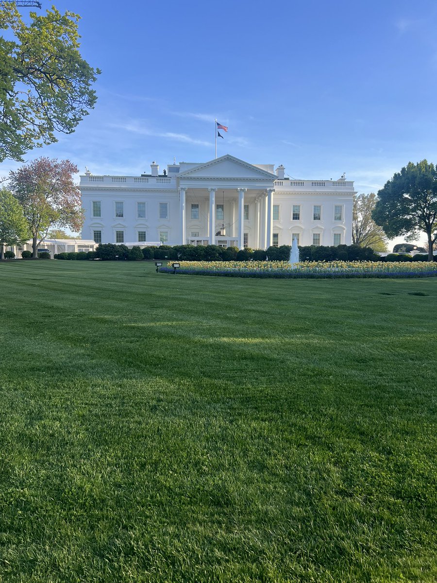 crowegreg1's tweet image. Honored to represent Boostr Displays at the White House this week.

An incredible experience personalland a powerful reminder of the impact our work can have across communities, schools, and athletics nationwide.

We’re just getting started.
#BoostrDisplays #LED #RaiseTheStandard