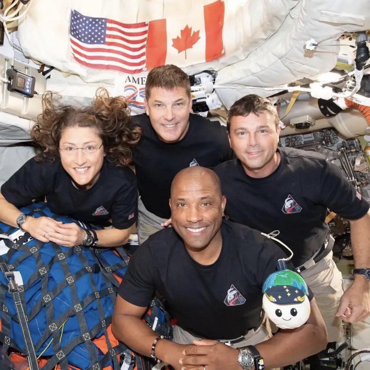 Lance Ulanoff tweet media