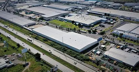 CorresponsalsMX's tweet photo. 👉Buenas noticias para #Edomex
habrá más empleos 👇
Las marcas Bajaj #Motodrive, #Nestlé, #Tramontina, #Mattel, #Unilever y Bosque Real, anunciaron que se quedan en territorio mexiquense y van a expandir sus operaciones con inversiones de mil 700 millones de dólares.
#estados #economía #negocios @delfinagomeza