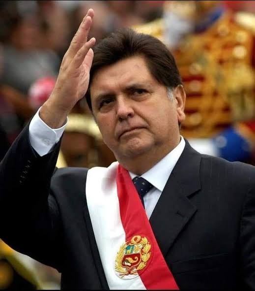 Alejandro Sifuentes tweet media