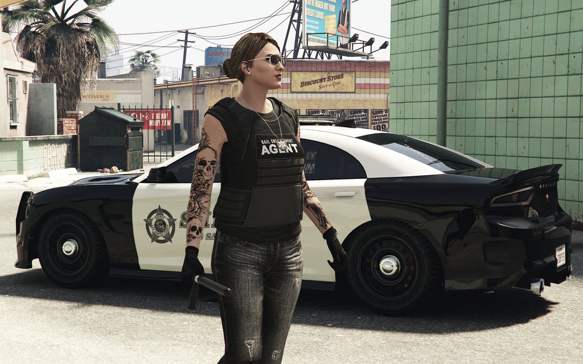 BlackDron80 tweet media