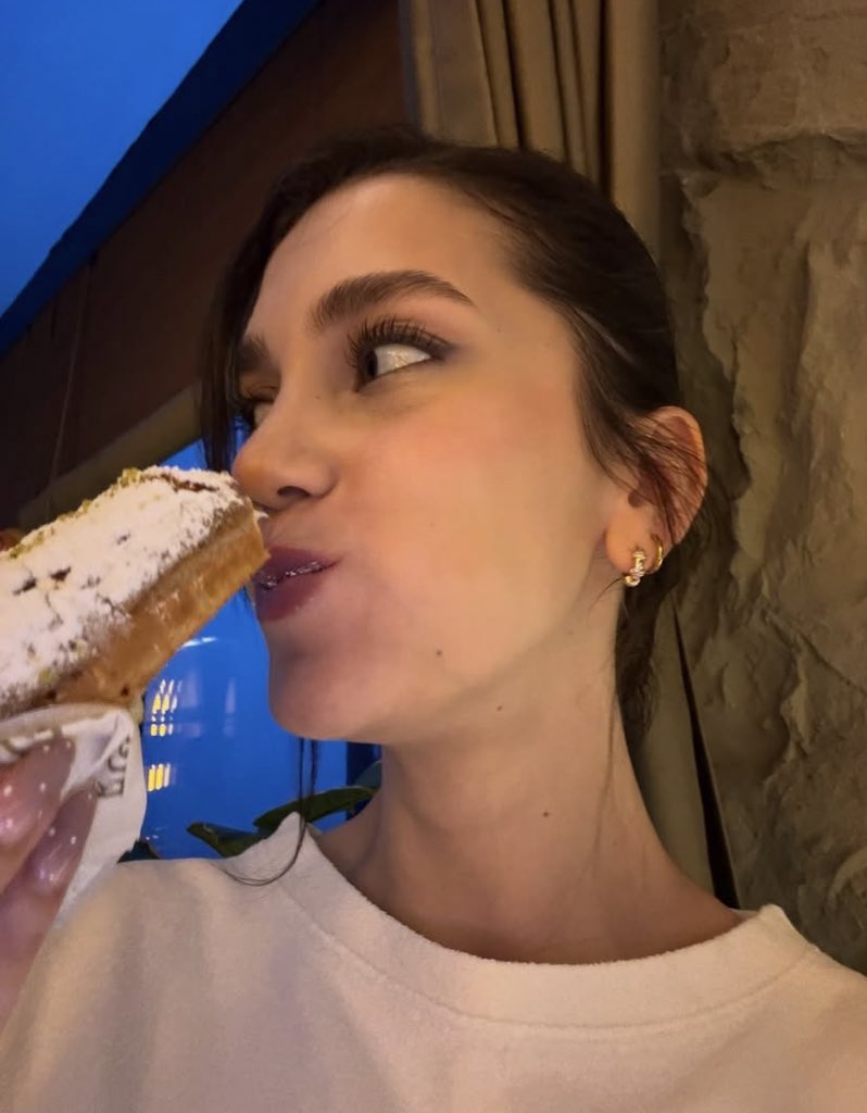 NILÜFER🥀 tweet media