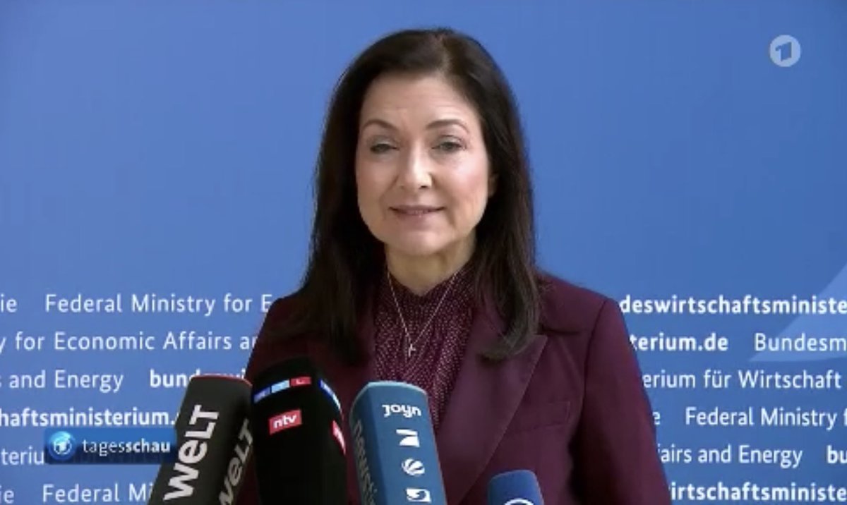 dirk_adam's tweet image. Was für eine unfassbare Null. Noch schlimmer als Merz. #CDU #Reiche PS: Wenn dir die Einwohner deines Landes vollkommen egal sind und du keine Ahnung hast.