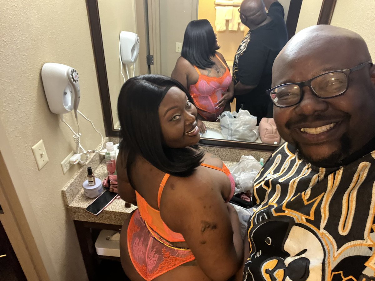 GORGEOUS VISIONS Exxxotica Chicago 26 tweet media
