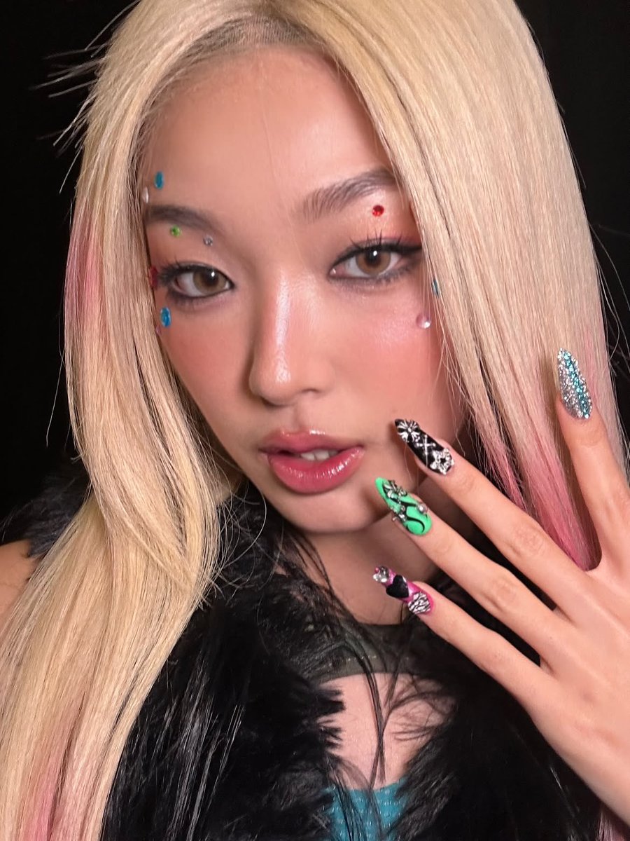 yoonchae pics tweet media