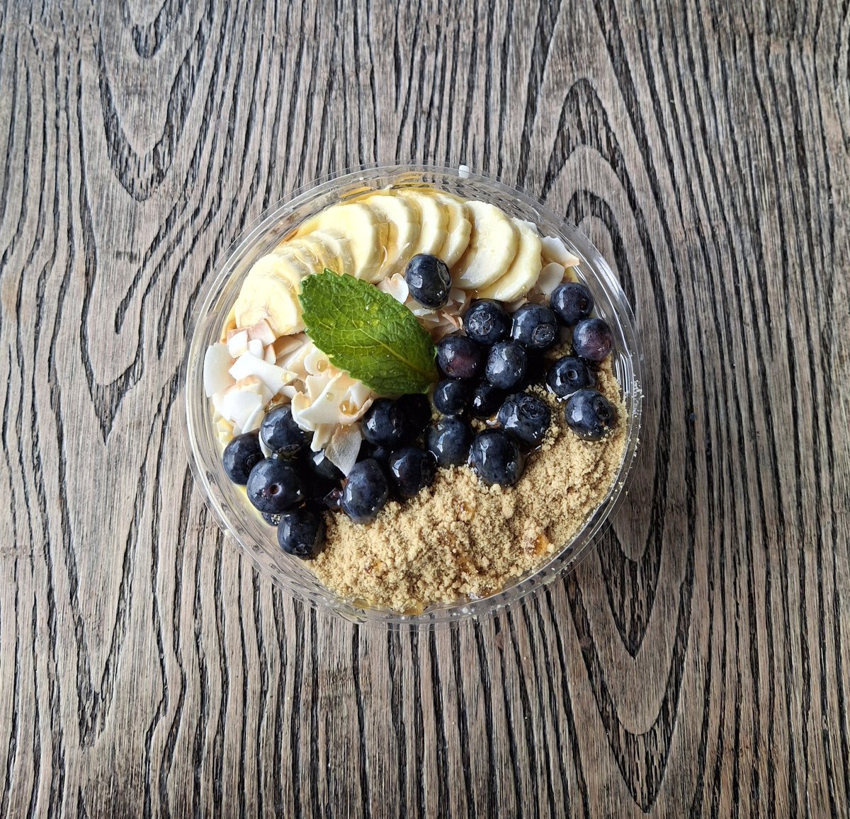 birdyskinn's tweet image. Moment of appreciation for the smoothie bowl ❤️