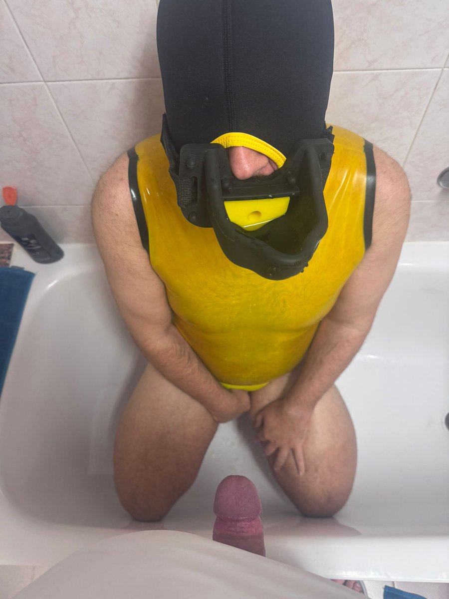 This Pig💦🚽🔜MRM tweet media