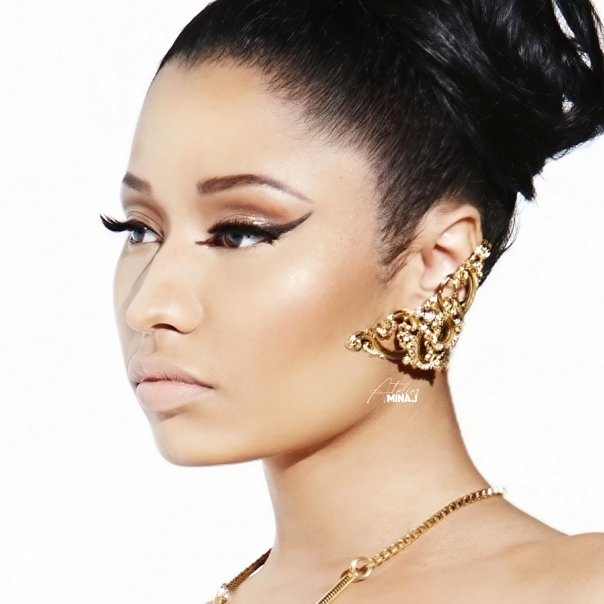 Anaconda  promo photoshoot 2014

UHQ | 4K