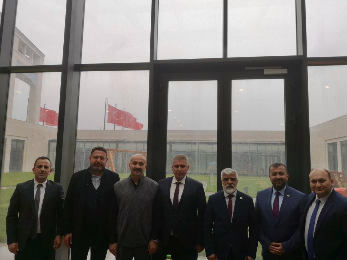 Ziya Gökalp’tan Türk Dünyasına: Türkleşmek İslamlaşmak Muasırlaşmak Eser Tanıtım Toplantısı’nda eski dostlarla karşılaşmak güzeldi. İyi ki varlar.