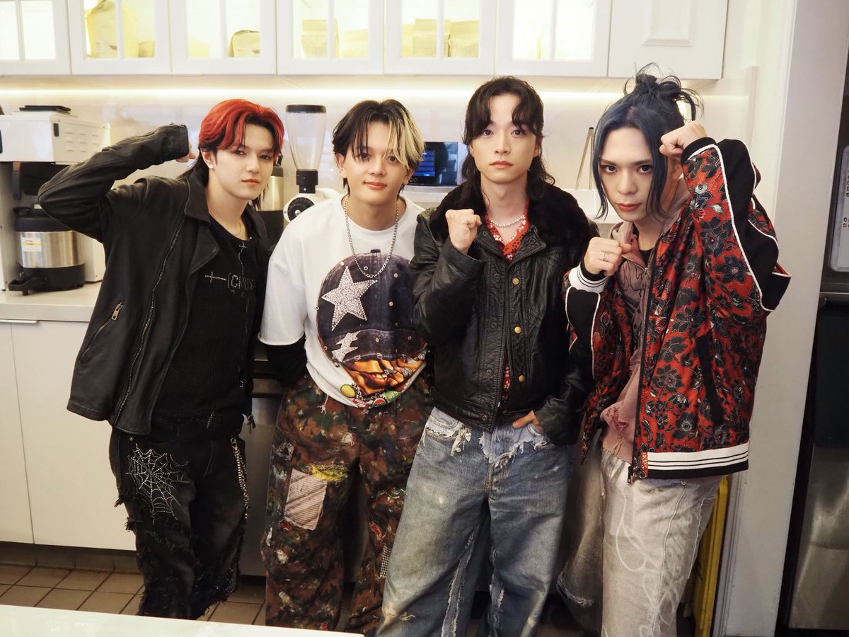 ONE OR EIGHT tweet media