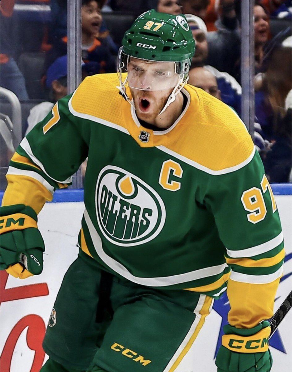 Golden Hockey tweet media