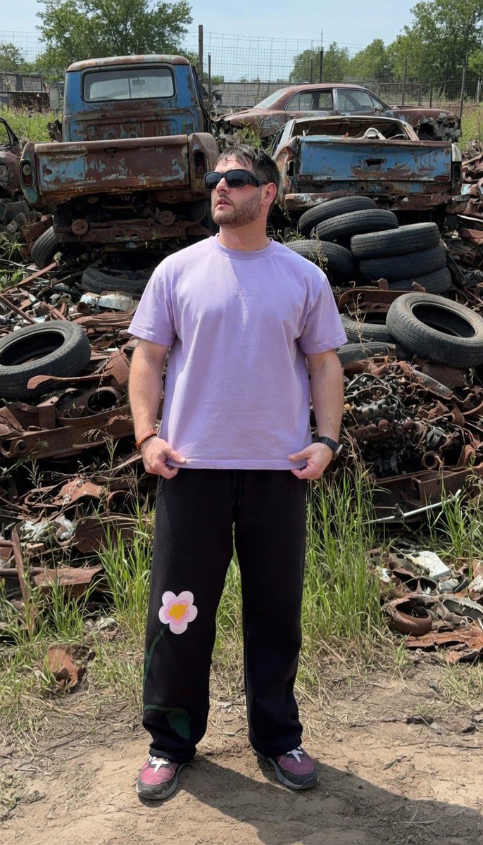 Can-i Get A-pair? preme being tweet media