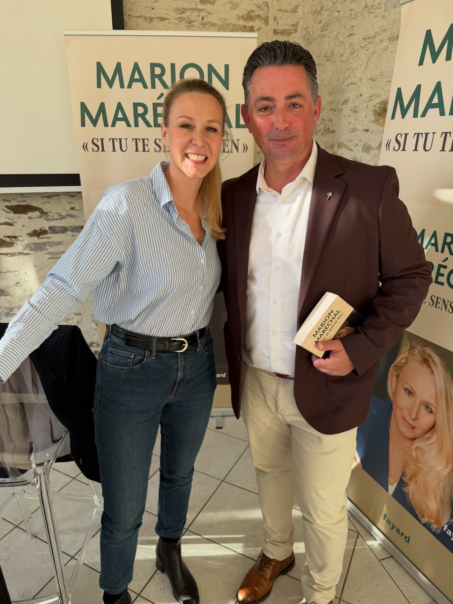 JulioPichon_'s tweet image. Merci à @MarionMarechal  et à @GodonCarol pour leur accueil et nos échanges.

Déterminés à poursuivre le combat pour nos idées et nos territoires 🇫🇷

#Engagement #Terrain #RN #France #IDL #UDR