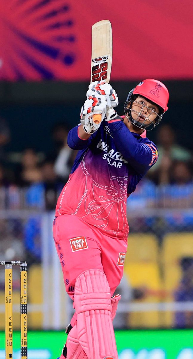 Khesari Lal Yadav (खेसारी) tweet media