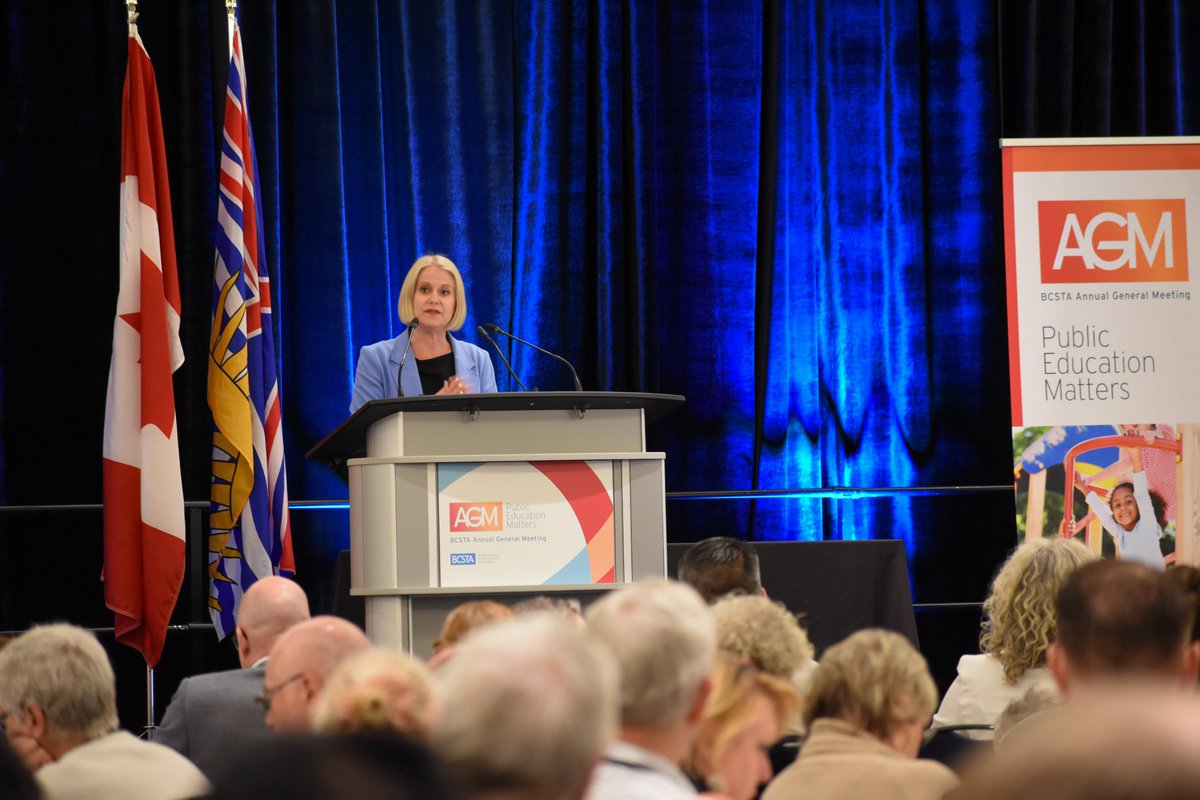 BCSTA_News's tweet image. 🎓 Day two of #AGM2026 was opened by the Honourable @lisabeare, Minister of Education and Child Care.

Minister Beare spoke directly to the trustees in the room — thanking them for their dedication and recognizing those who will not be seeking re-election this October. “This is