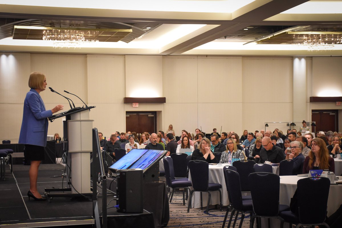 BCSTA_News's tweet image. 🎓 Day two of #AGM2026 was opened by the Honourable @lisabeare, Minister of Education and Child Care.

Minister Beare spoke directly to the trustees in the room — thanking them for their dedication and recognizing those who will not be seeking re-election this October. “This is