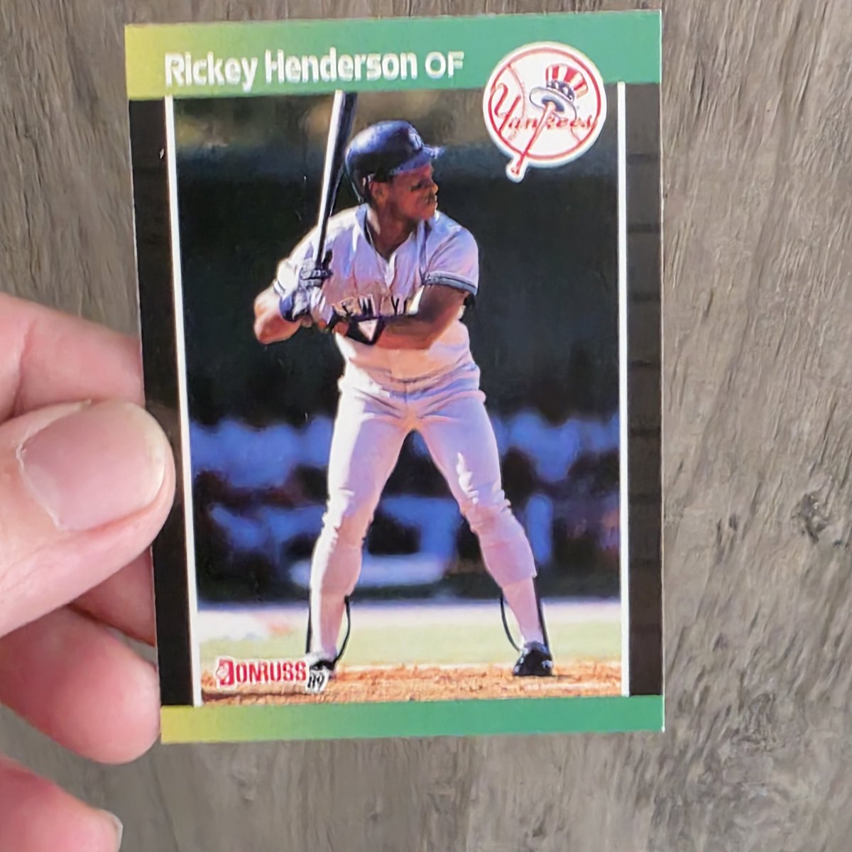 MeRedEye tweet media