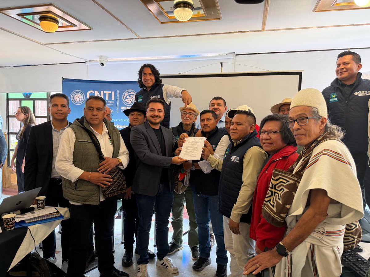 MinAgricultura's tweet image. #AEstaHora 🔴 | En #Bogotá, el viceministro de Desarrollo Rural, @joseluenlaselva, socializa y oficializa el Decreto 1392 de 2025 📜 a las organizaciones indígenas del país en el marco de la primera Sesión Mixta 2026 de la Comisión Nacional de Territorios Indígenas