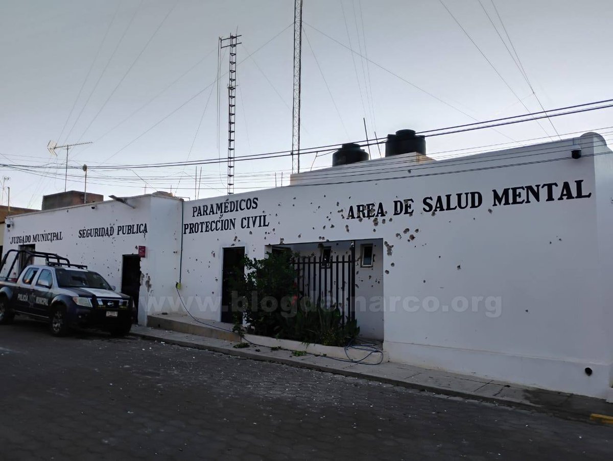 blogdelnarcoorg's tweet image. Trinidad García de la Cadena, Zacatecas se convirtió en zona de guerra con fuertes balaceras y ataques armados, las autoridades evitaron la zona (Informacion en el enlace) blogdelnarco.org/2026/04/trinid…