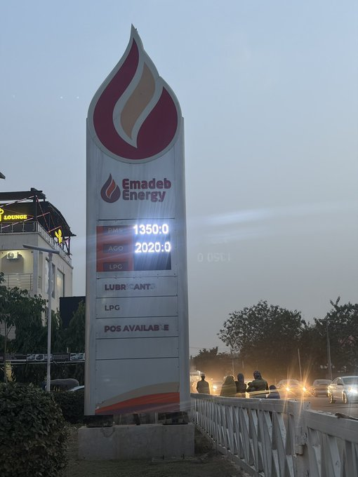 jherrykoko's tweet photo. Fuel price 2015 vs 2026 !!!   Same country. Same oil.  Jeez… how did we get here?” https://t.co/iXsuBW9JQT