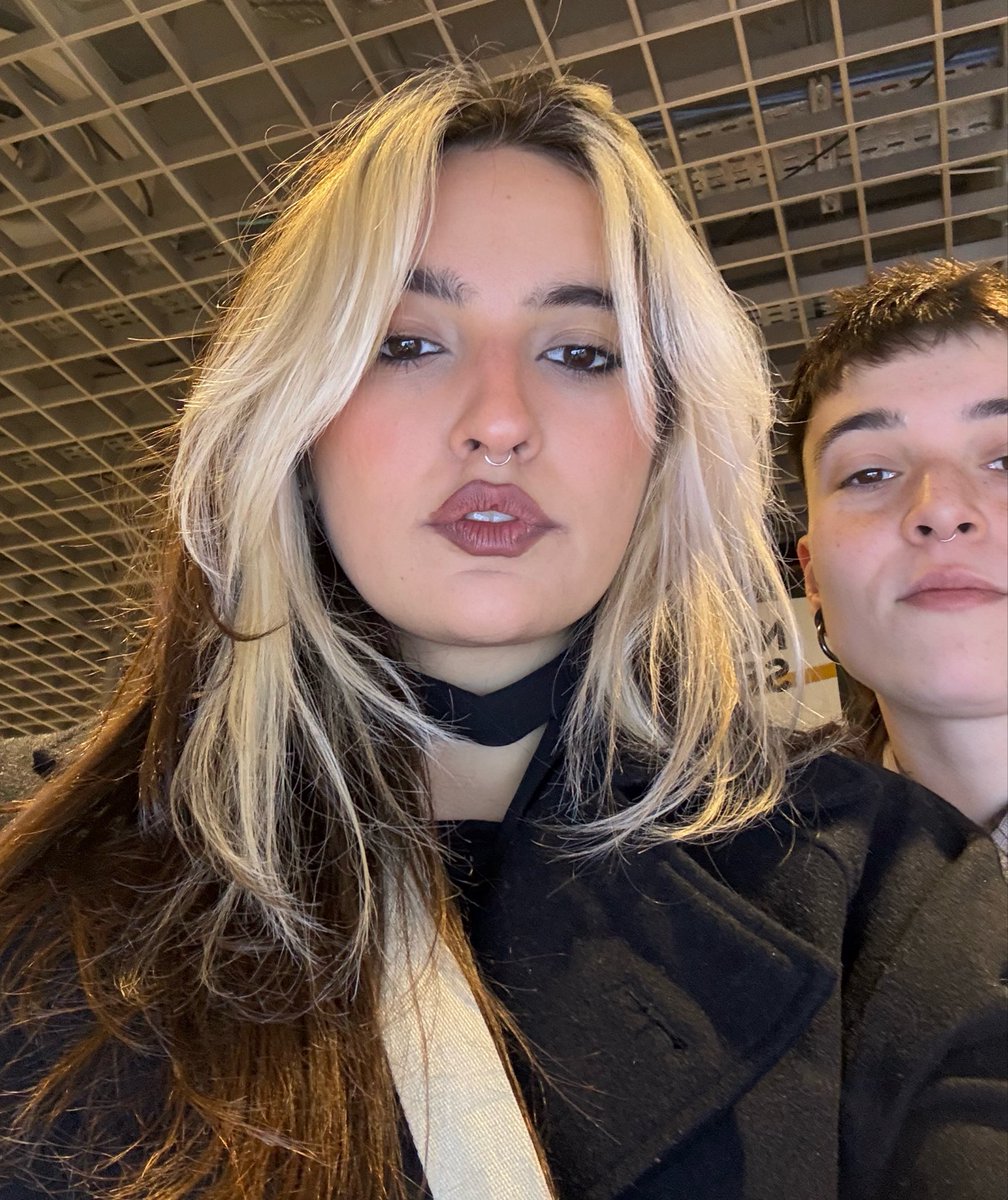 lesbiana beatriz tweet media