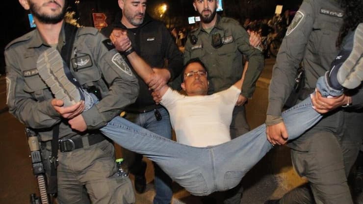 רוב הזמן אשכנזי tweet media