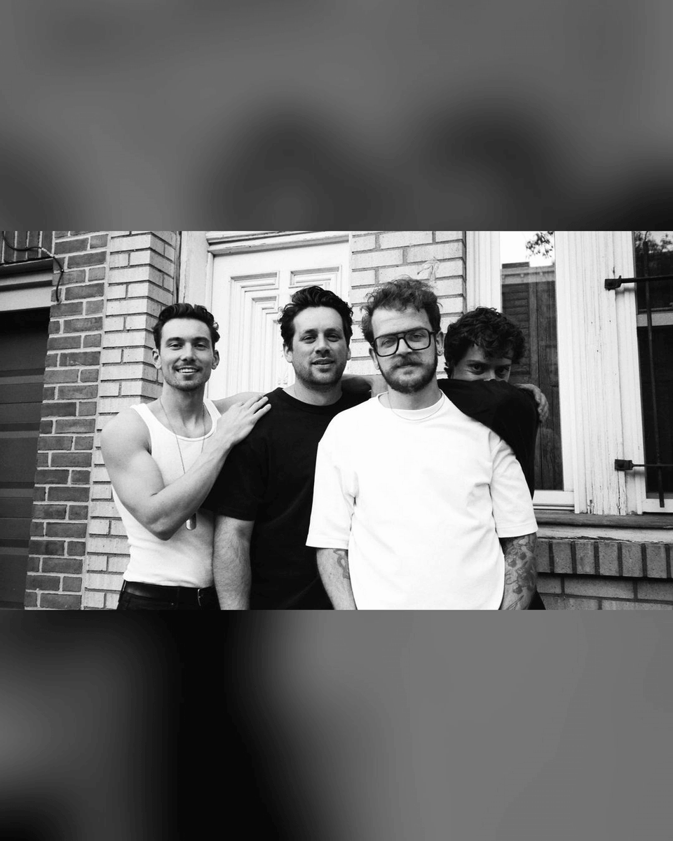 evvntlyapp's tweet photo. 🎟️ GIVEAWAY: Win tickets to The Maine @ BROOKLYN PARAMOUNT, BROOKLYN, NY 🎶

📅 APRIL 21ST
👉 Enter on Instagram: https://t.co/1xXpZ0yZkL

#Evvntly #Giveaway #ConcertTickets https://t.co/IlzKjXI7Mc