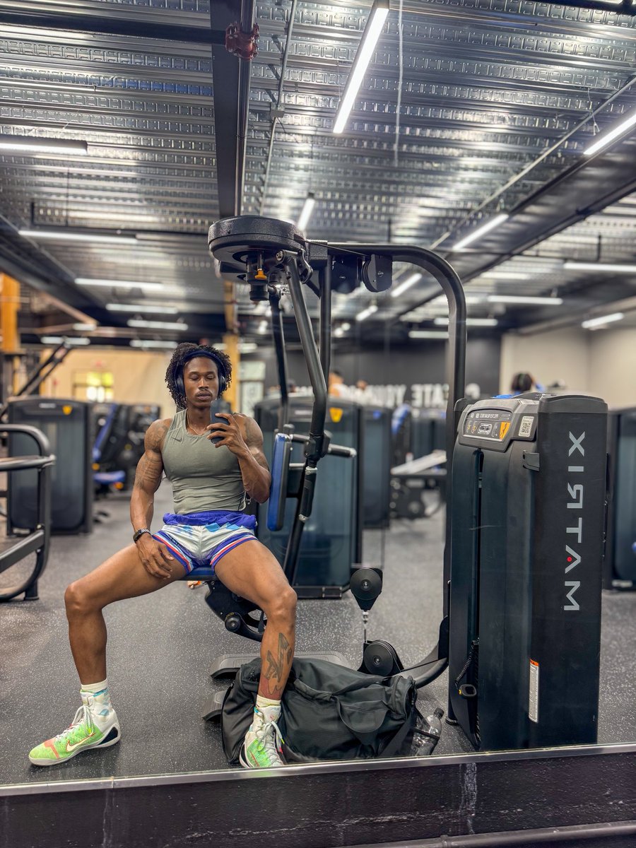 shreddedbystan's tweet image. consistency has been the word of 2026. today marks 100 straight days of being active. (day 100/365) 💪🏾
#ShreddedByStan #Workout #Fitness #Gym #ChestDay