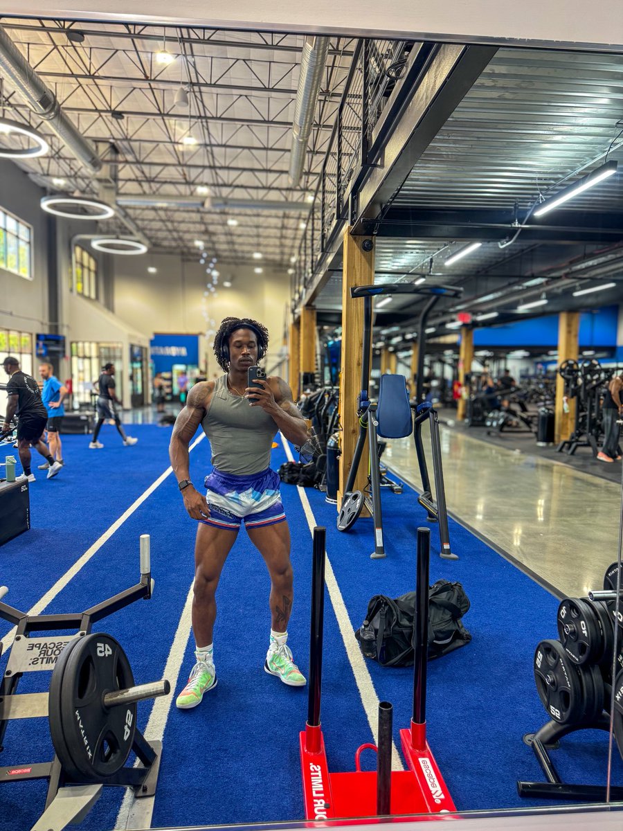 shreddedbystan's tweet image. consistency has been the word of 2026. today marks 100 straight days of being active. (day 100/365) 💪🏾
#ShreddedByStan #Workout #Fitness #Gym #ChestDay