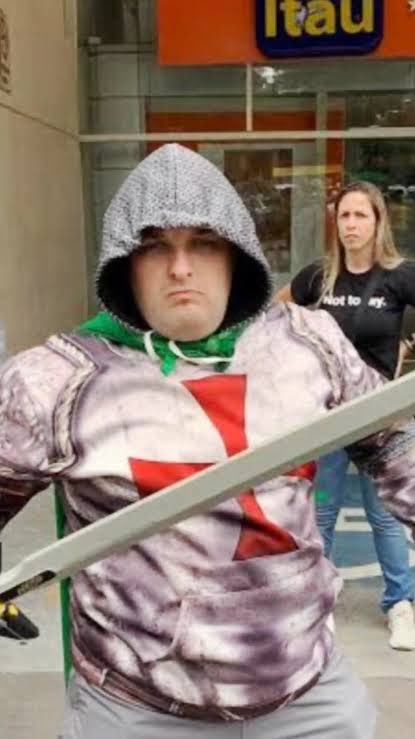 juliero floss tweet media