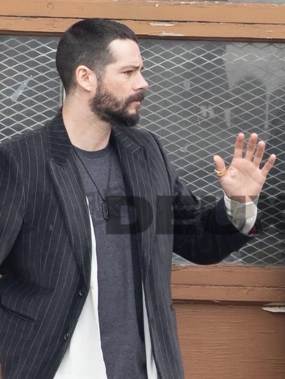 Hey Dylan O'Brien, you're looking nice today Dylan O'Brien