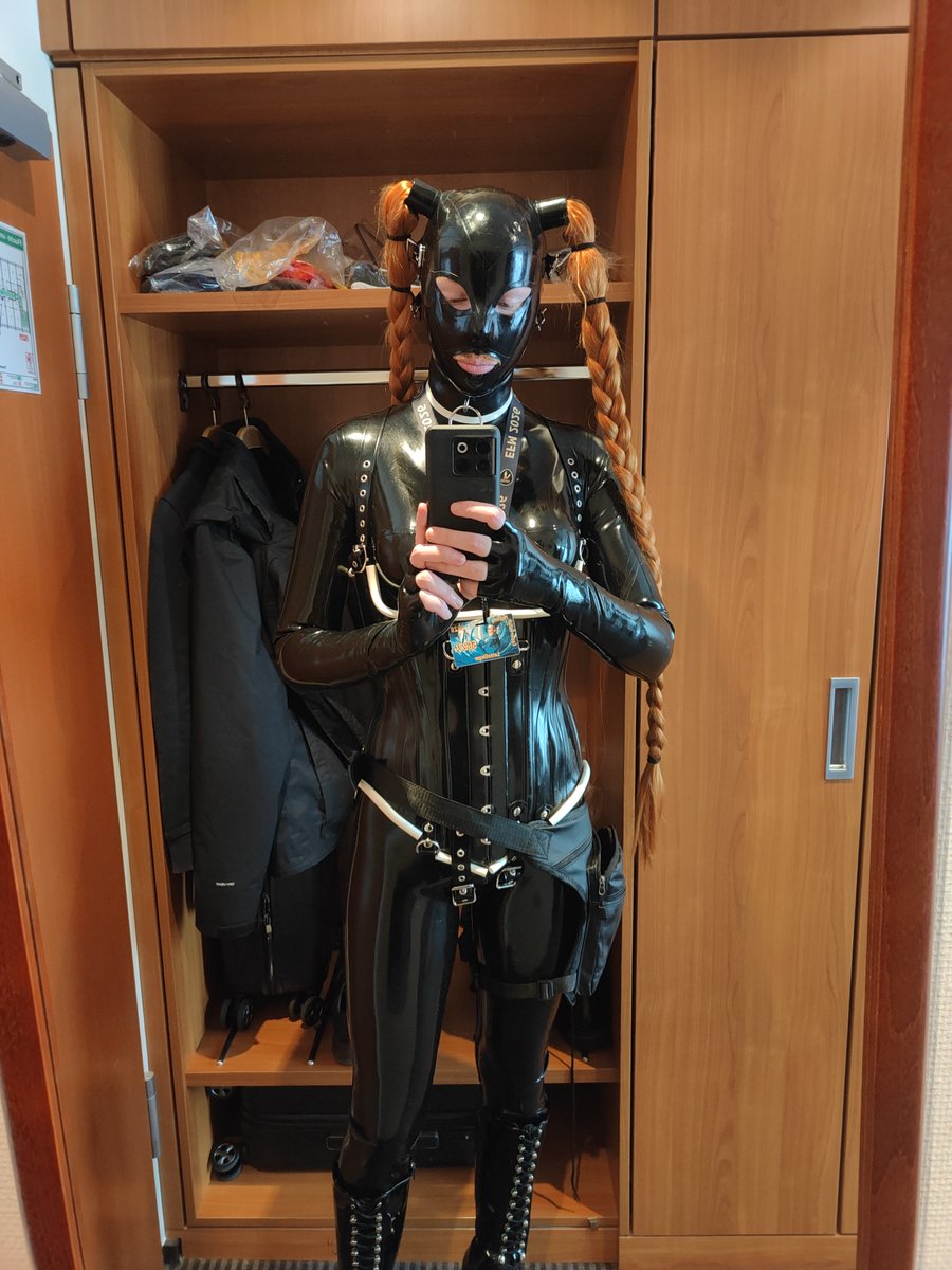 LatexGinger tweet media