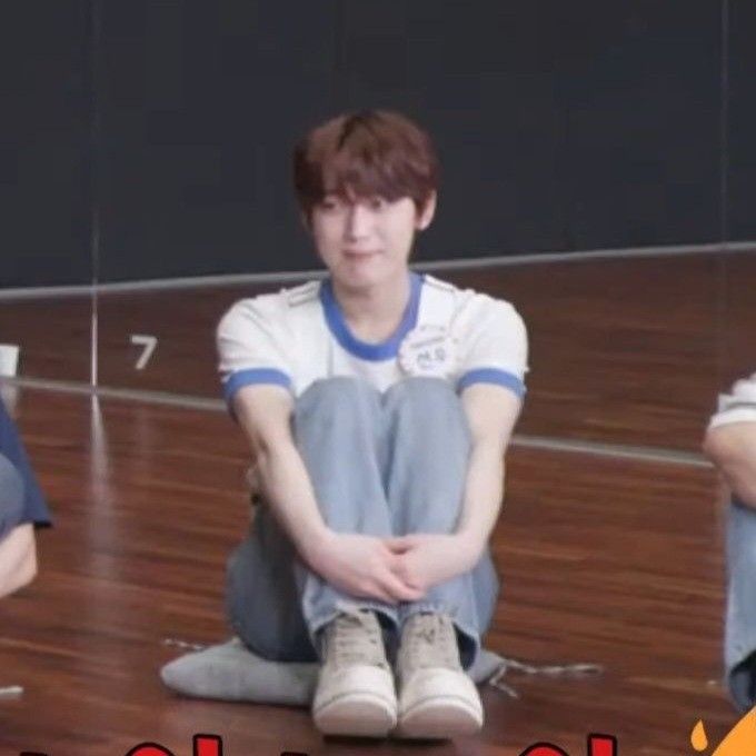 ナヌッシ tweet media