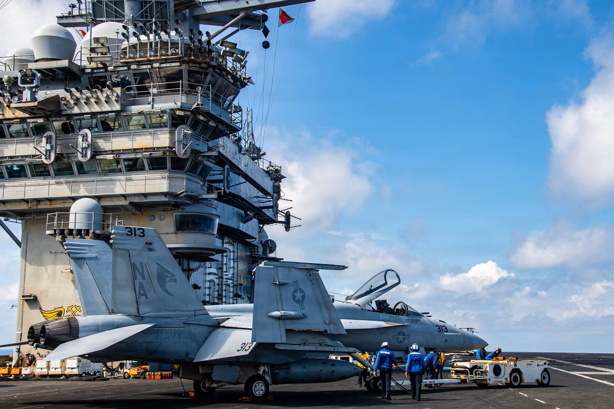 aircraftcarrier's tweet photo. The definition of power projection. U.S. Sailors prepare to tow an F/A-18E Super Hornet on the flight deck of USS Nimitz (CVN 68) during flight operations in the Pacific Ocean.
#USSNimitz #CVN68 #PowerProjection #SouthernSeas2026 #USNavy #AircraftCarrier #NavalAviation #SuperHornet