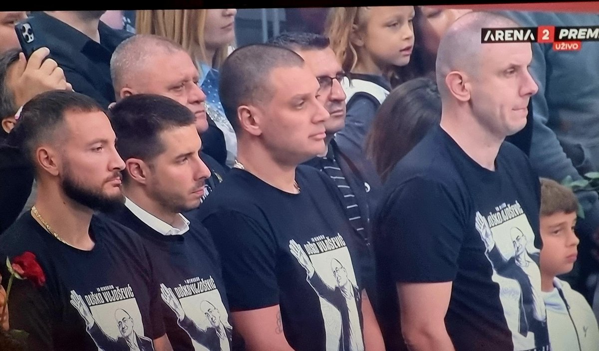 Duletove ruže🖤🤍