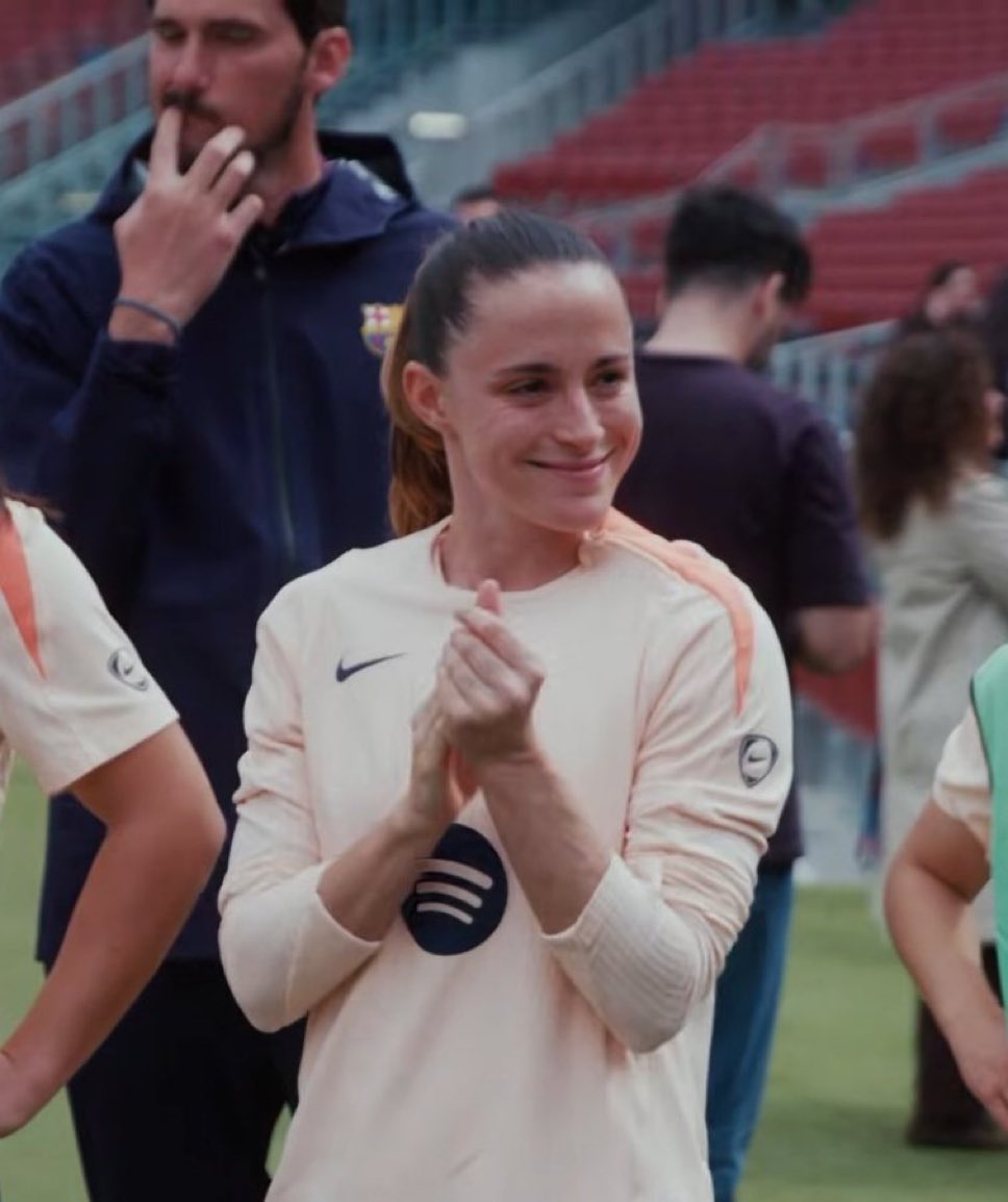 Lay 🌊🌼 tweet media