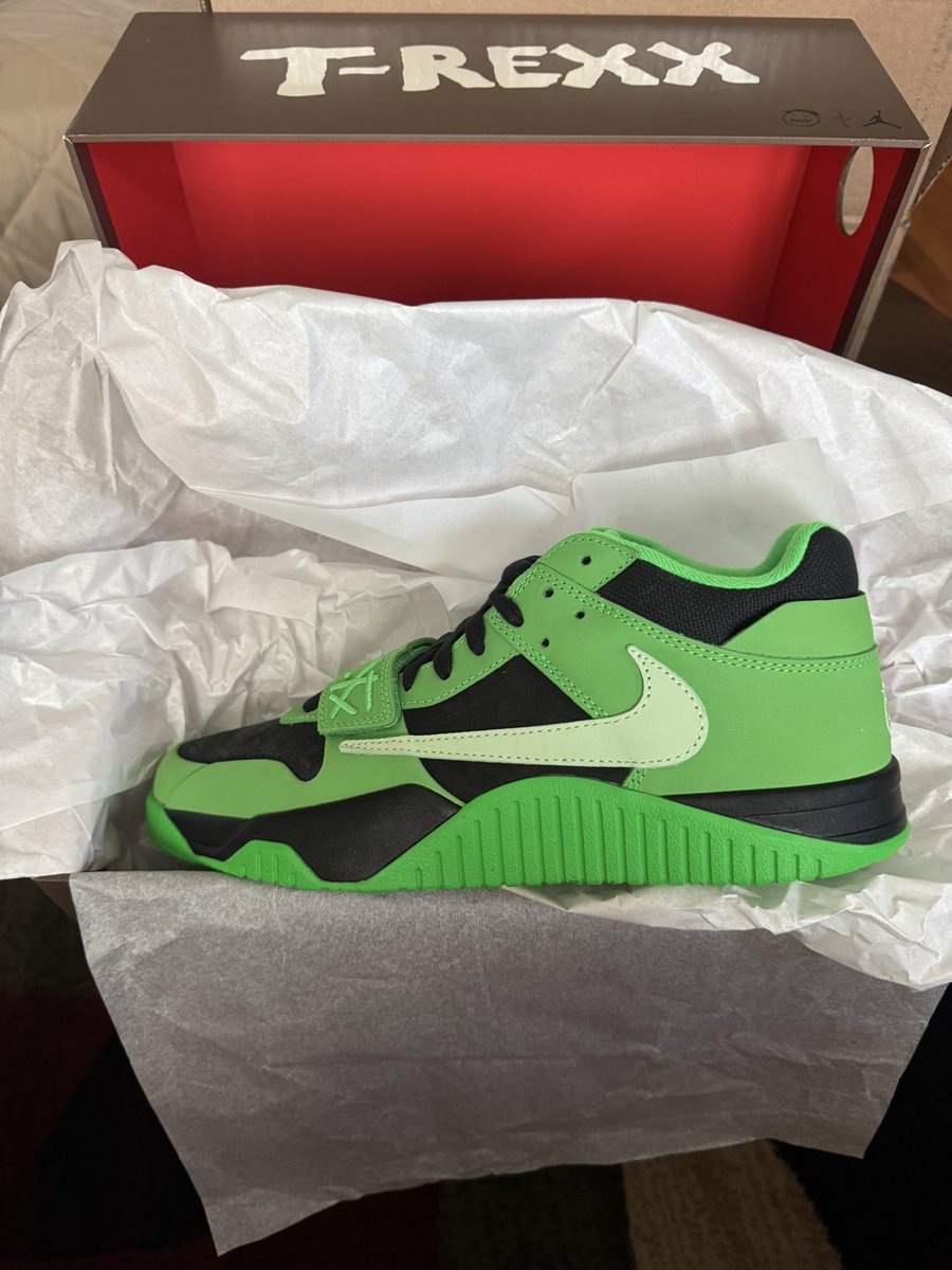 Today Delivery I can’t not Complain I know some people doesn’t like them🤔, but all good! Thanks fam for heads up <a href="/SOLELINKS/">SOLELINKS</a> 🟢⚫️ ✅ ￼￼￼🫡