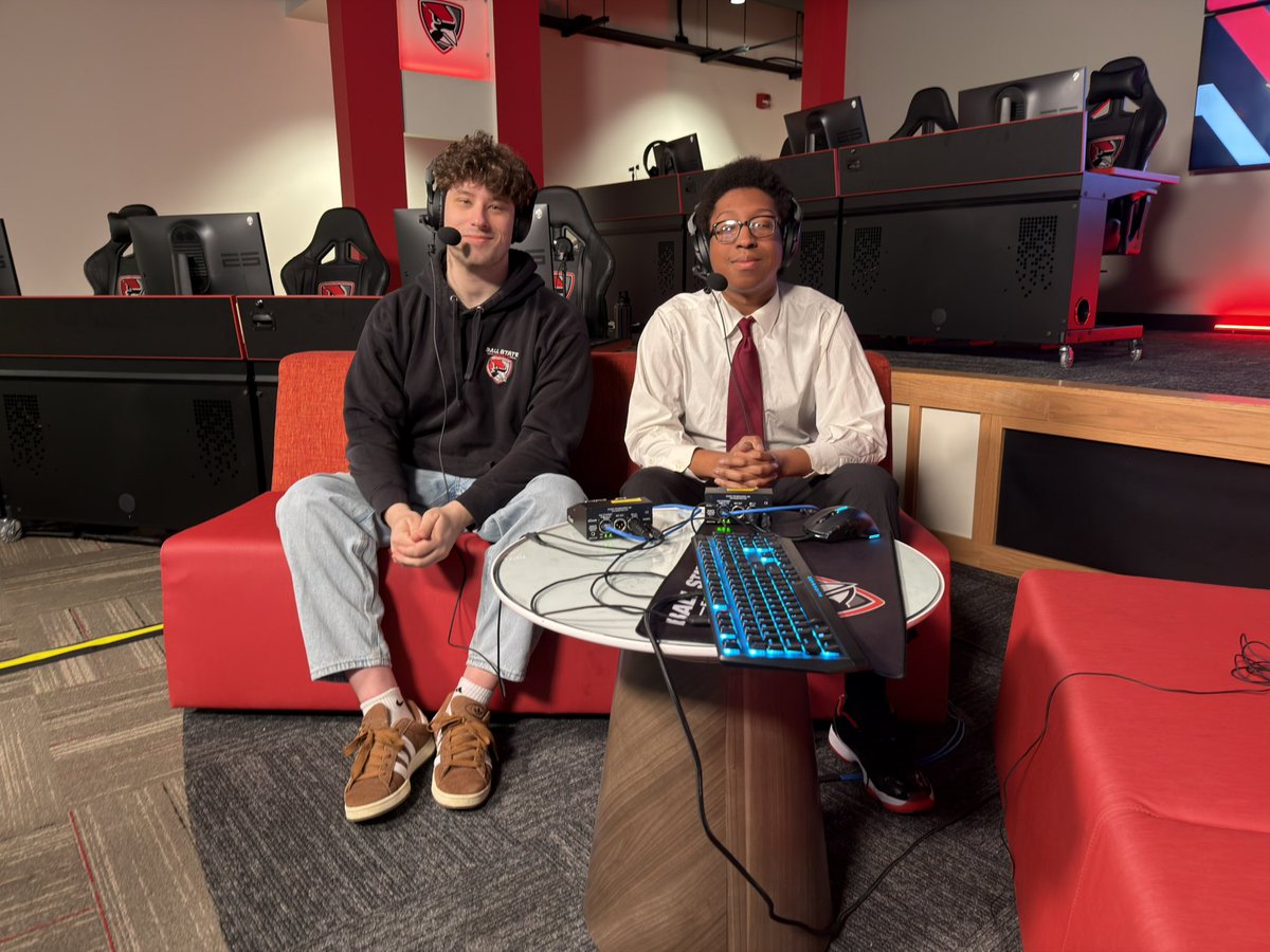 bsuesports's tweet image. Tune in at 3pm EST for our 2026 Game Showcase stream of the year where we will showcase 3 student projects in Ball State’s Game Design Program! We will be live on Twitch and YouTube (linked in bio) make sure you tune in! #chirpchirp #ballstate #gamedesign