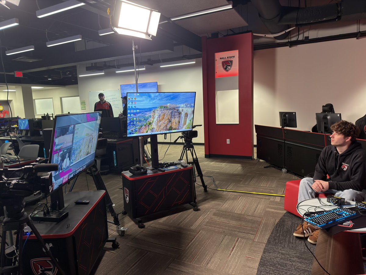 bsuesports's tweet image. Tune in at 3pm EST for our 2026 Game Showcase stream of the year where we will showcase 3 student projects in Ball State’s Game Design Program! We will be live on Twitch and YouTube (linked in bio) make sure you tune in! #chirpchirp #ballstate #gamedesign