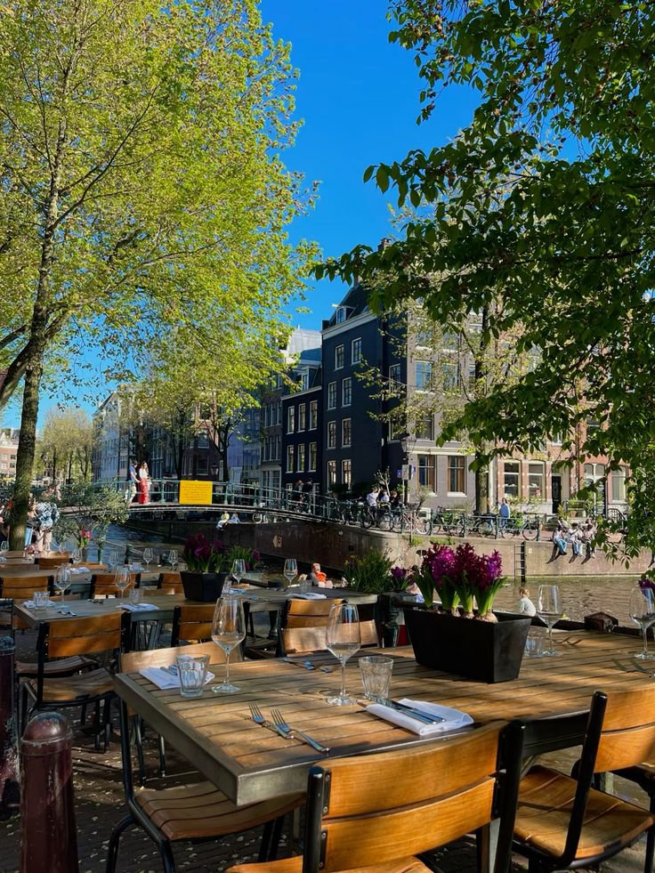 beautyexplorer0's tweet photo. Amsterdam , Netherlands https://t.co/4OC3J3o7Nk